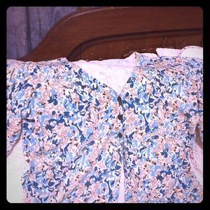 3-button lightweight Sweater